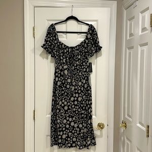 NWT - Donna Morgan Daisy print dress  👗- Size 14
